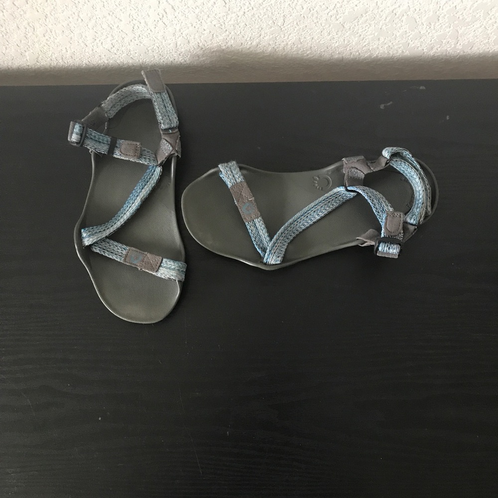 Blue Xero sandals